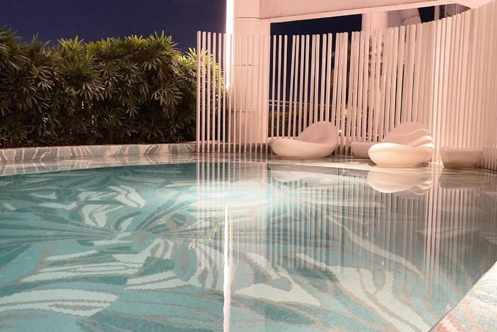 Apartamento The Serene Escape Rockwell Makati City View 1Br Manila Exterior foto